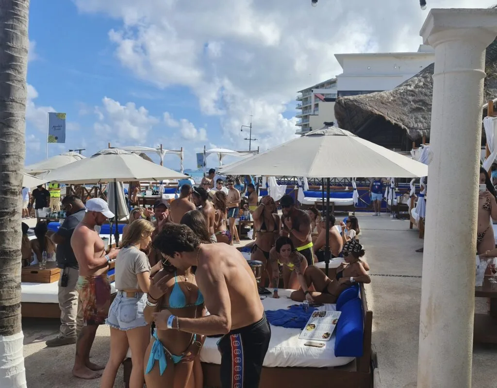 Beach Club Busy