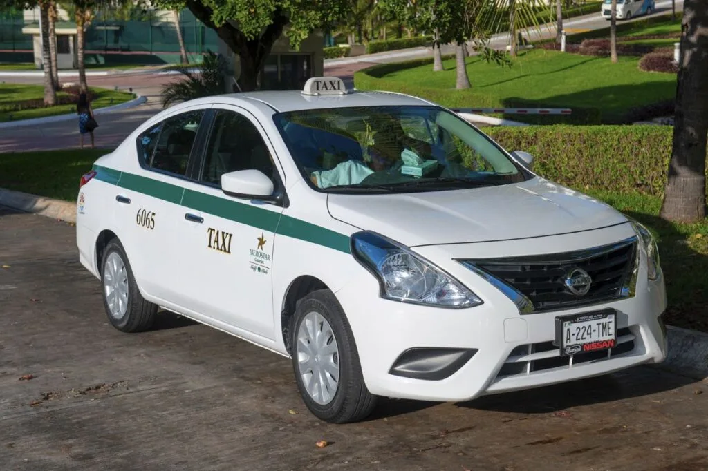 Cancun Taxi Price Changes Constantly How To Know The Real Fare And Not Get Ripped Off.
