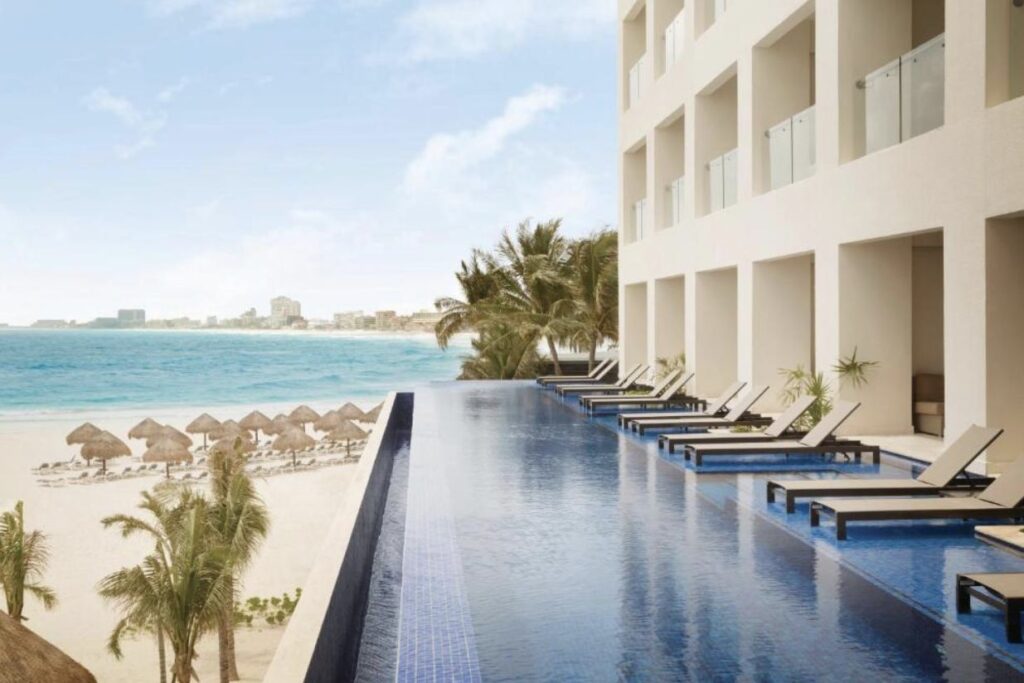 HYatt Ziva swim out