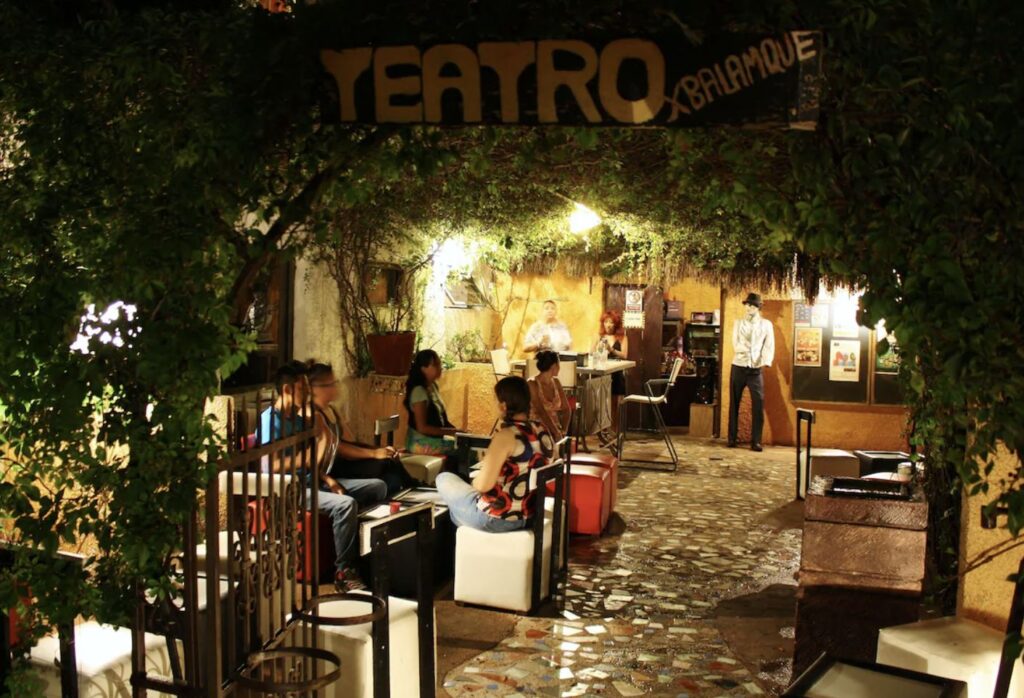 Theater show downtown cancun