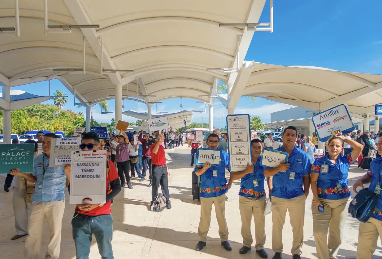 This Is The Busiest Day To Arrive At The Cancun Airport An Insiders Guide