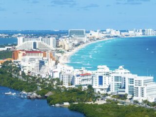 What It Really Costs For Food & Drinks At NON All-Inclusive Cancun Resorts