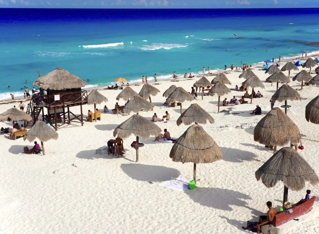 Cancun Beach Busy tourists
