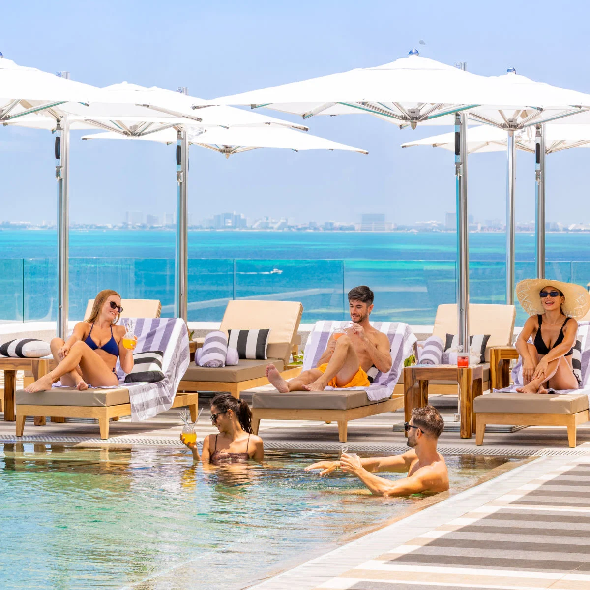 Hotel Mousai Cancun Pool View