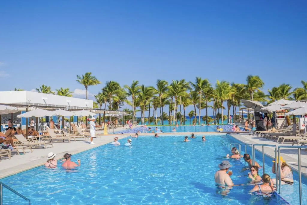 The #1 Mistake to Avoid When Booking Your Cancun Hotel This Winter