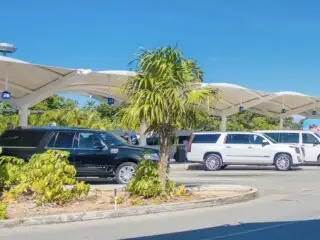 These Are The 3 Different Levels Of Private Transfers From The Cancun Airport