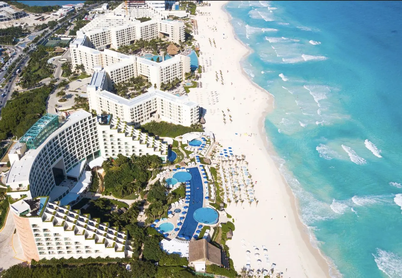 These Are The 4 Different Levels Of All-Inclusives In Cancun They May Surprise You!