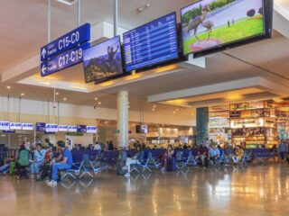 What Travelers Need To Know About The 2 International Terminals At The Cancun Airport
