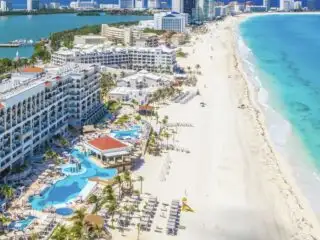 Where To Access The 3 Main Beaches In The Cancun Hotel Zone