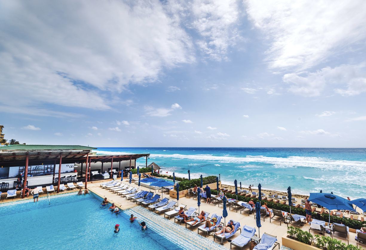 Will Cancun Resorts Give You A Free Night When Things Go Wrong Here's the Truth