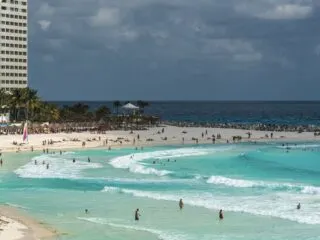 Your Cancun Fall Getaway: Don't Expect Empty Resorts Or Beaches During Low Season