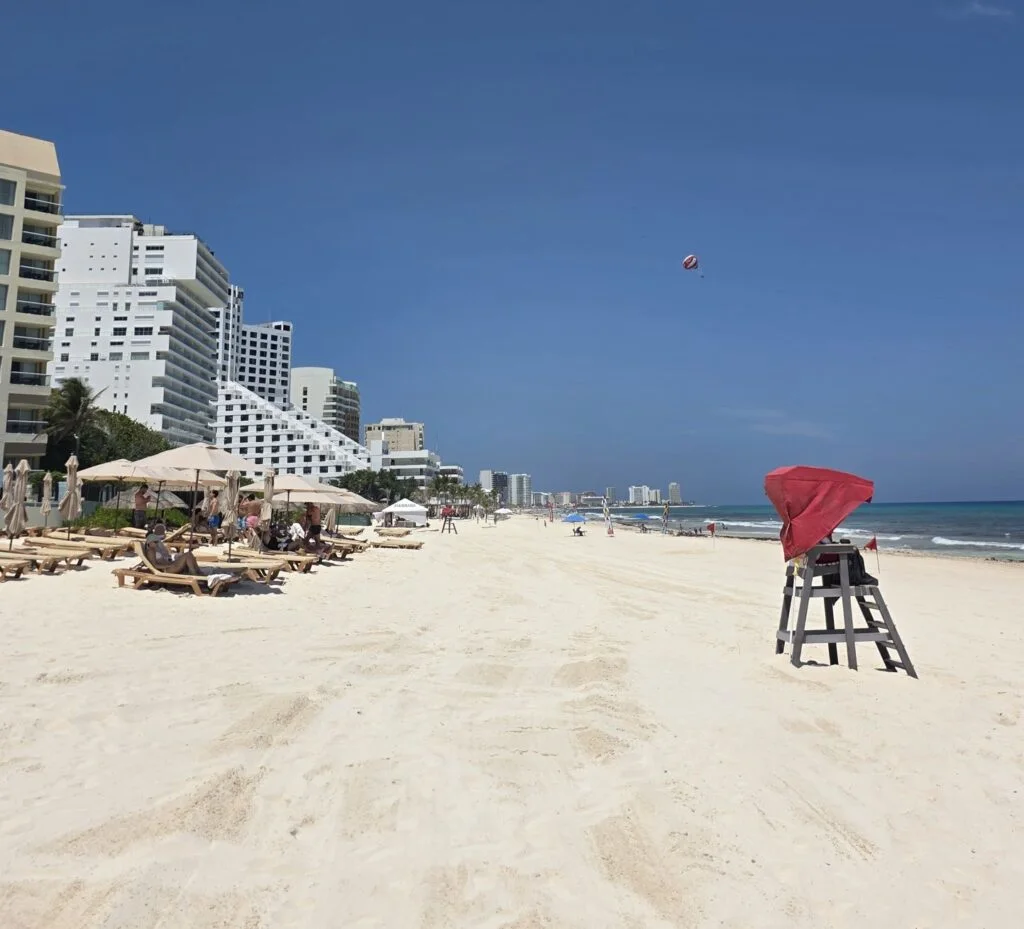Beach in Cancun Septemeber 2025