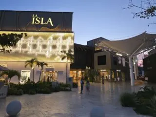 Is La Isla Mall In Cancun's Hotel Zone Worth The Visit An Insiders Guide