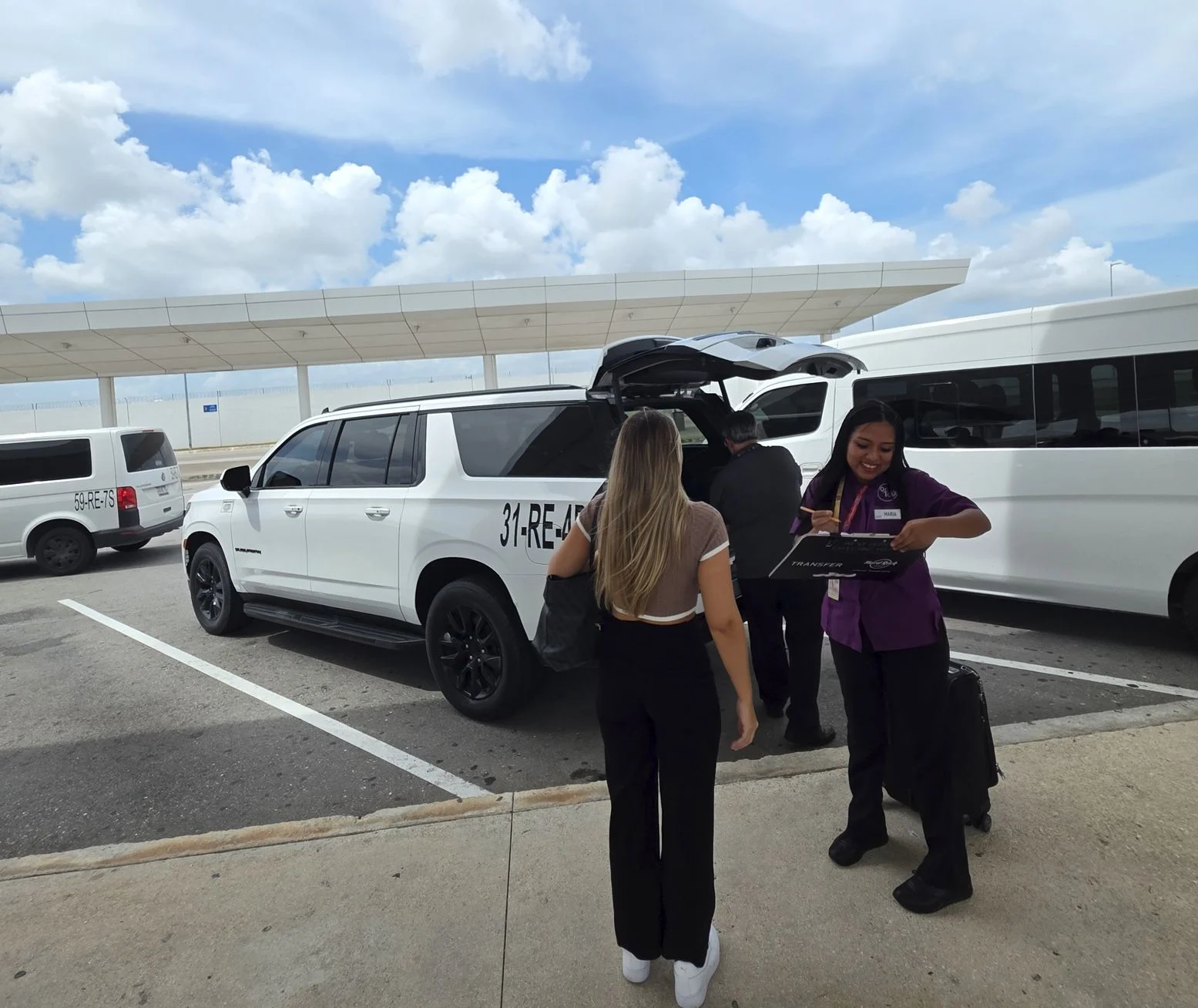 Pre Book Airport transfer Cancun
