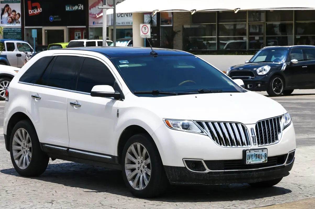 Ride In Style In Cancun Uber Offers These Options In The Hotel Zone