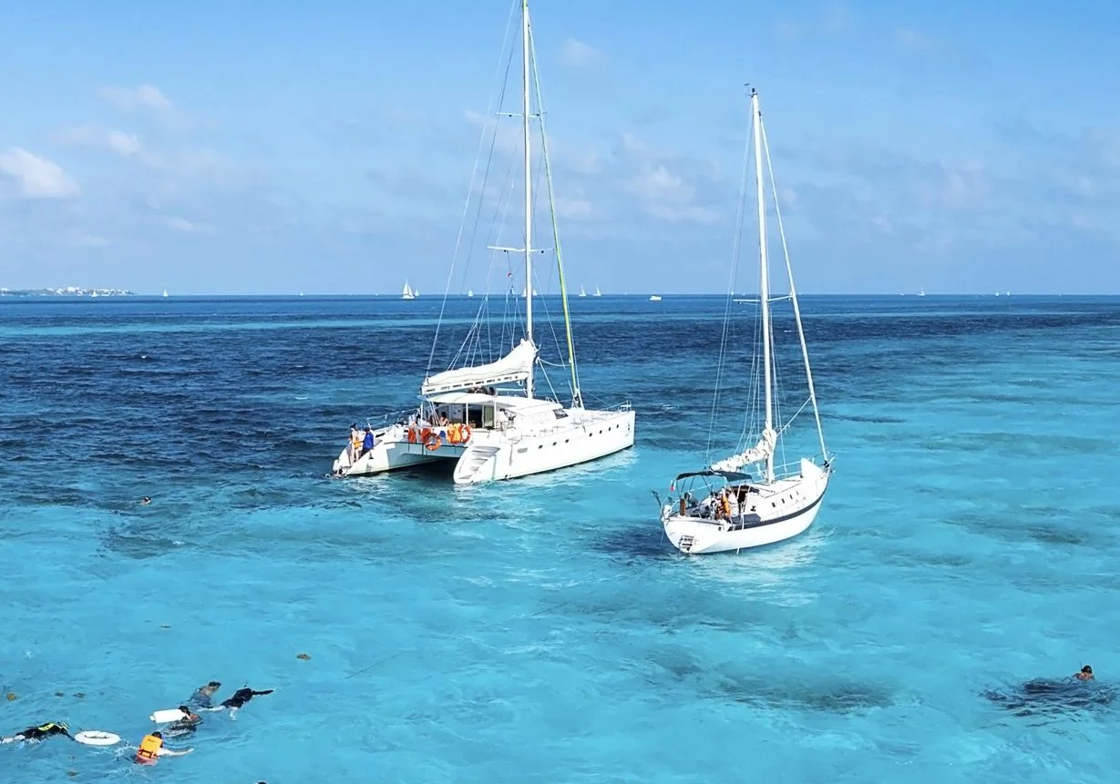 Cancun Authorities Crack Down On Tourist Boats Operating Without Permits How To Book Official Tours