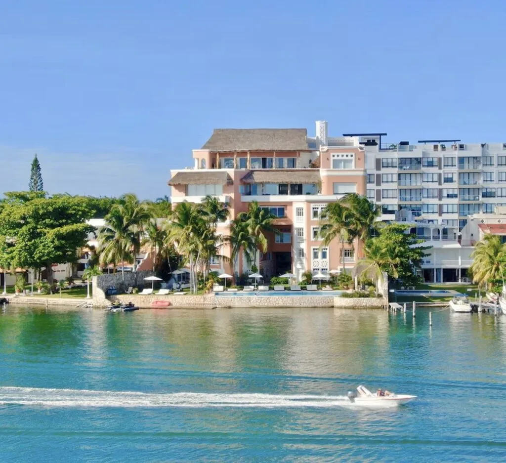 Casa Tortugas Boutique Hotel 