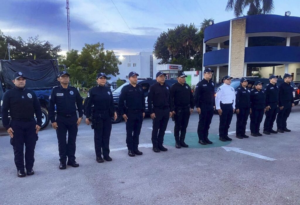 Playa Del Carmen Police officers