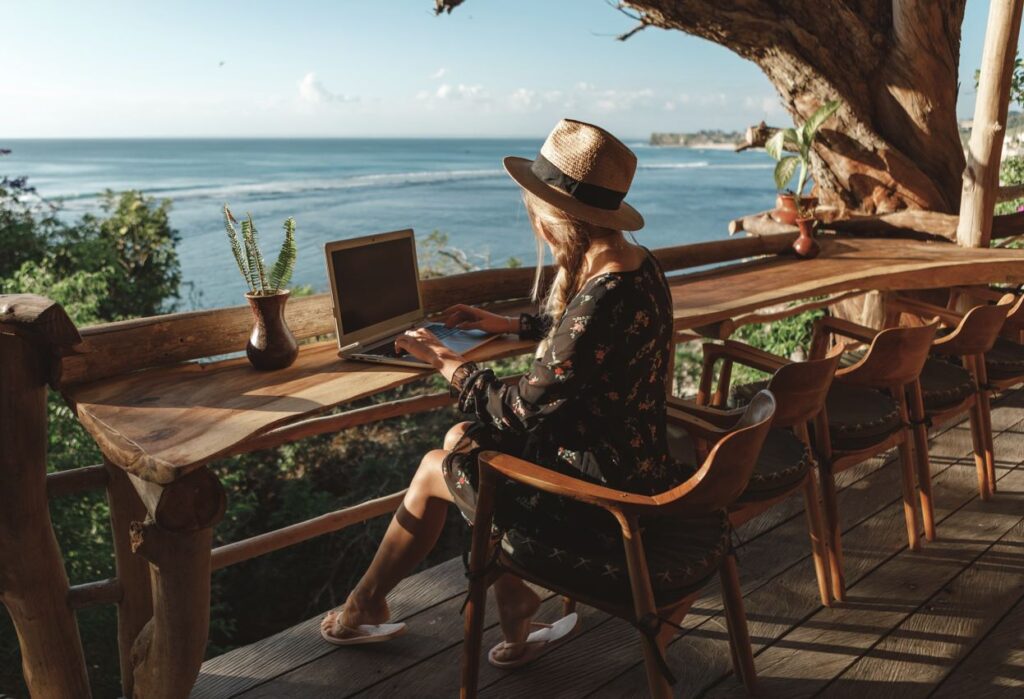 Riviera Maya Business Group Will Propose Mexico Digital Nomad Visa To Federal Government