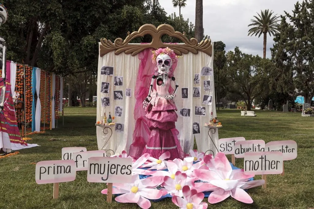 Tourists Welcome To Visit Cancun Cemeteries For Day Of The Dead Here's What You Need To Know