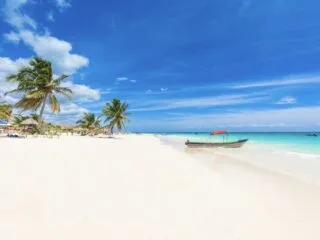 Tulum Authorities & Hotels Join Forces To Guarantee Free Beach Access For All Visitors