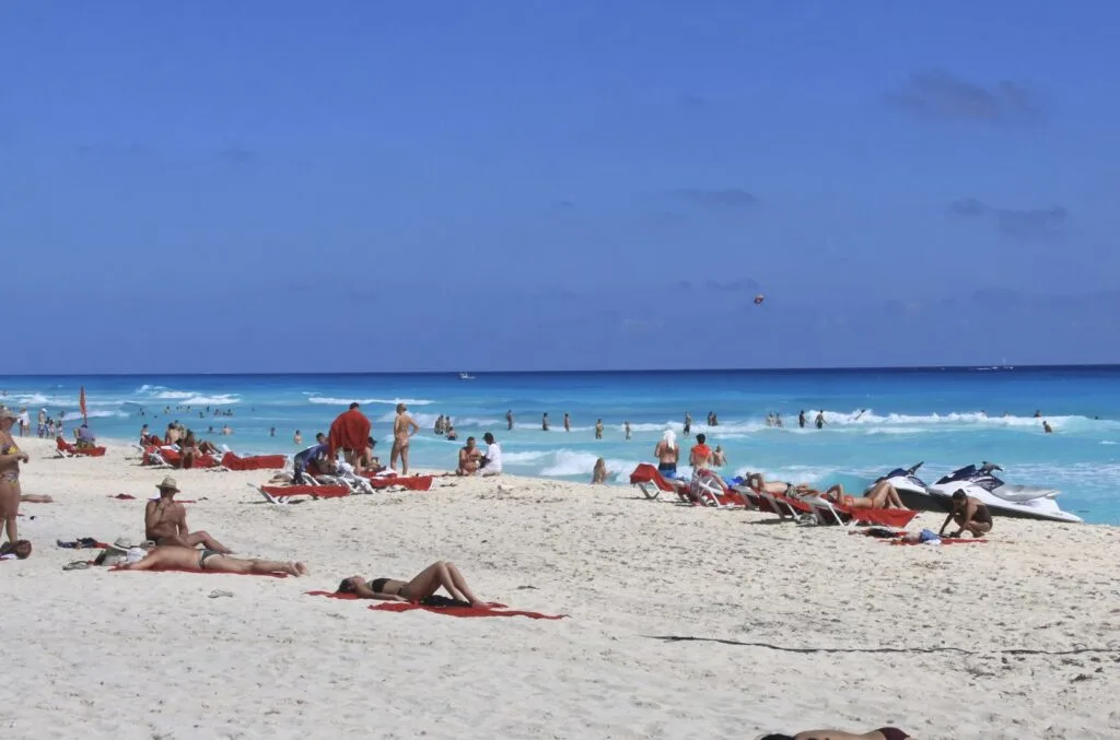 Busy crowds Cancun Beach