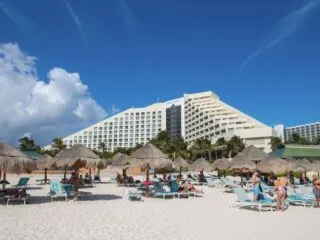 Is A Weekend Getaway To Cancun Actually Worth It The Insider&rsquo;s Guide To The 48-Hour Trip