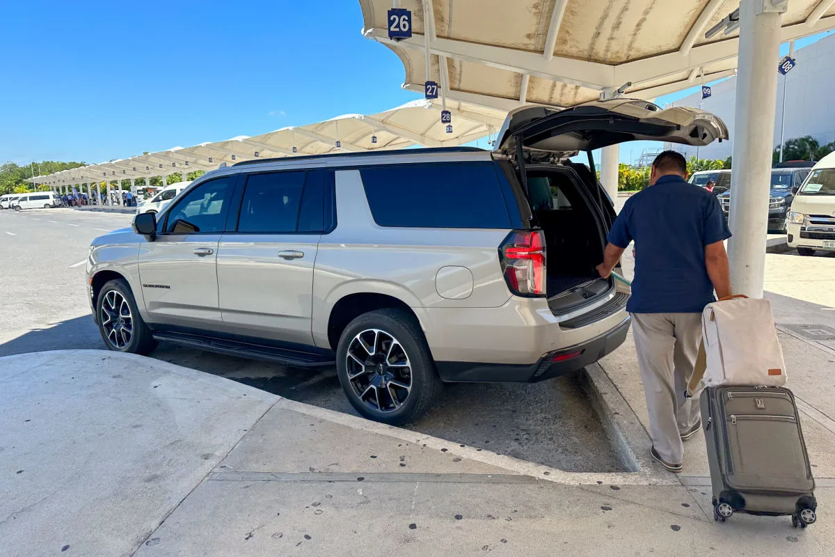 Is It Worth Bringing A Checked Bag To Cancun In 2026? Patience Vs. Savings