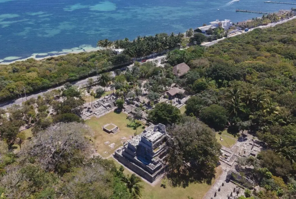The Mayan Ruins In Cancun That Travelers Don't Know About El Meco