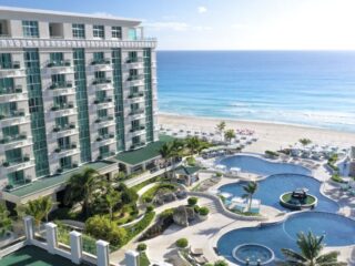 This Travelers Favorite All-Inclusive Cancun Resort Is Launching It's First Ever Party With Style Weekend