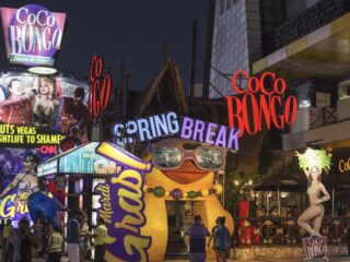 Travelers Report Strict Police At Night In Cancun Hotel Zone What To Know Before Heading Out