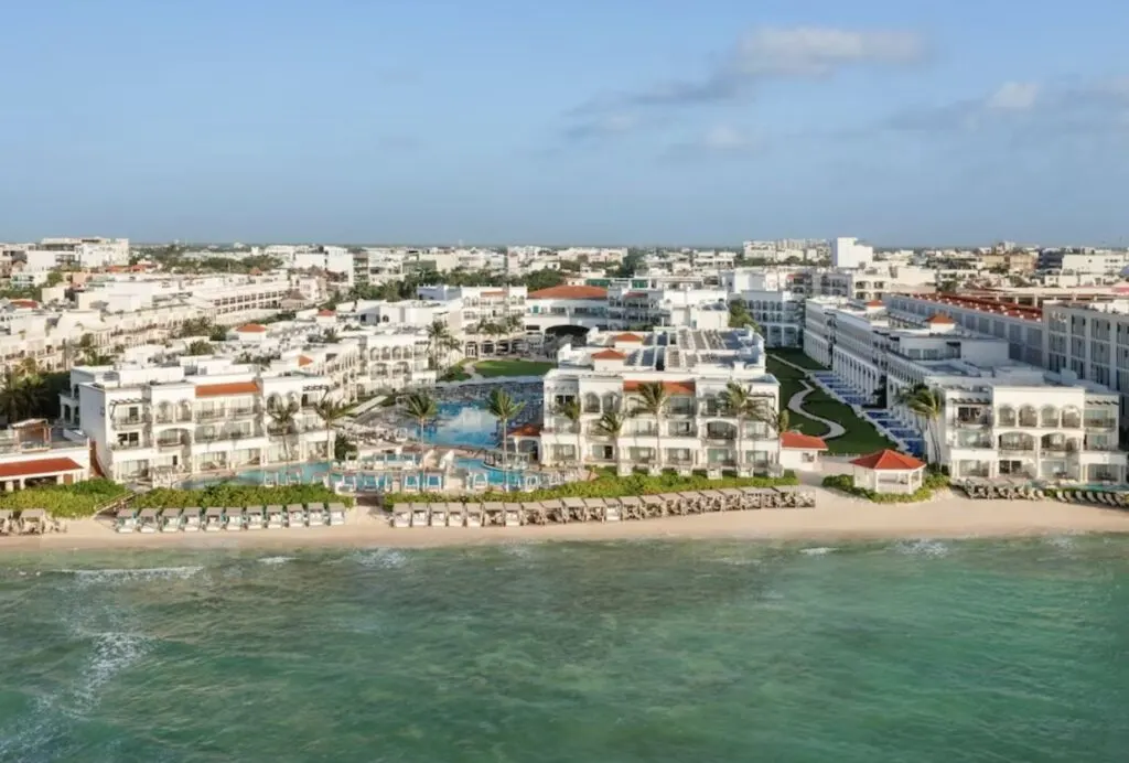 These 2 All-Inclusive Resorts Are Walking Distance From Playa Del Carmen's Famous 5th Avenue