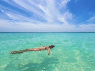 These Are The 5 Best Places To Stay For Swimmable Beaches In Cancun & The Riviera Maya