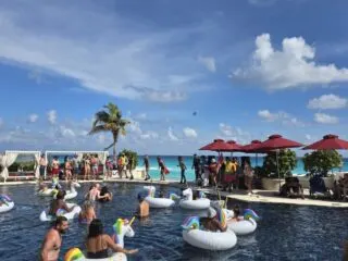 What It's Like Visiting Cancun This December Our On The Ground Report