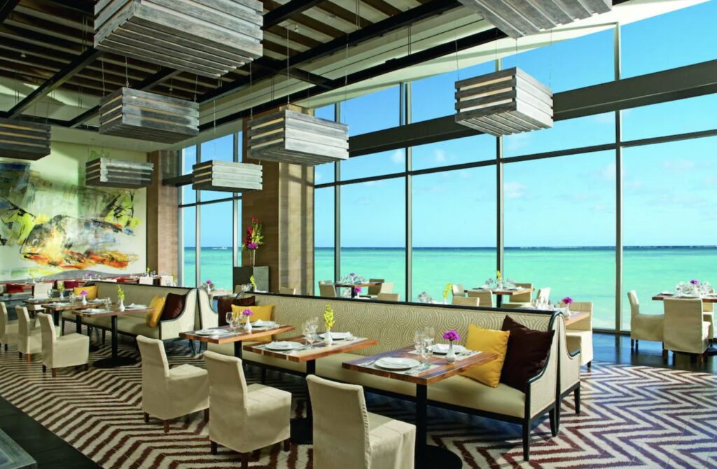 Secrets The Vne Restaurant