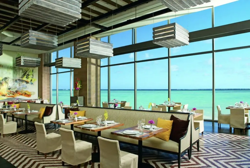 These Are The Top Cancun 3 All-Inclusive Resorts Where You Don't Need Dinner Reservations