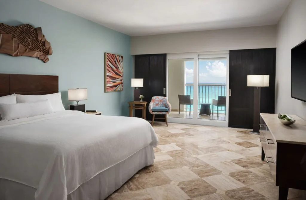 Westin Resort Cancun room