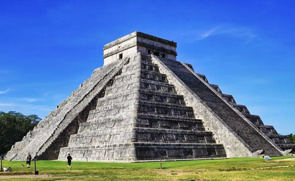 5 Things Travelers All Need To Know About Visiting Chichen Itza In 2026