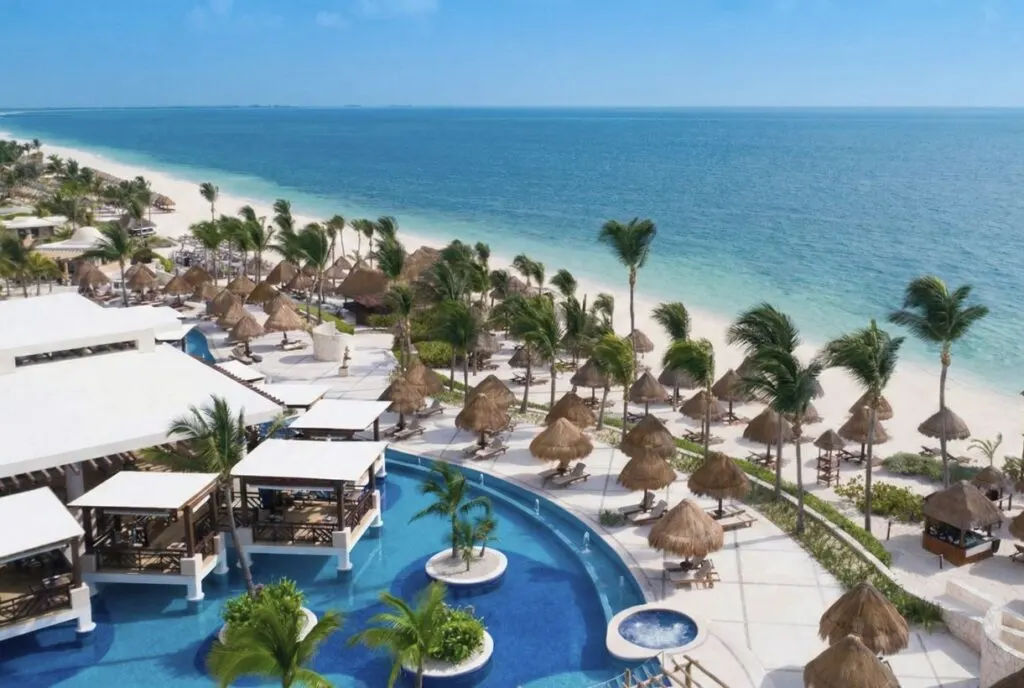 This Is The New Area Of Cancun That Will Receive 40% Less Sargassum This Spring