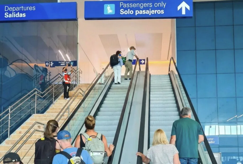 Travelers Report Increased VISITAX Enforcement at Cancun Airport For 2026