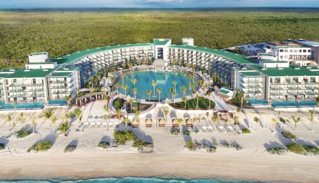 4. Haven Riviera Cancun The Sprawling Coastal Sanctuary