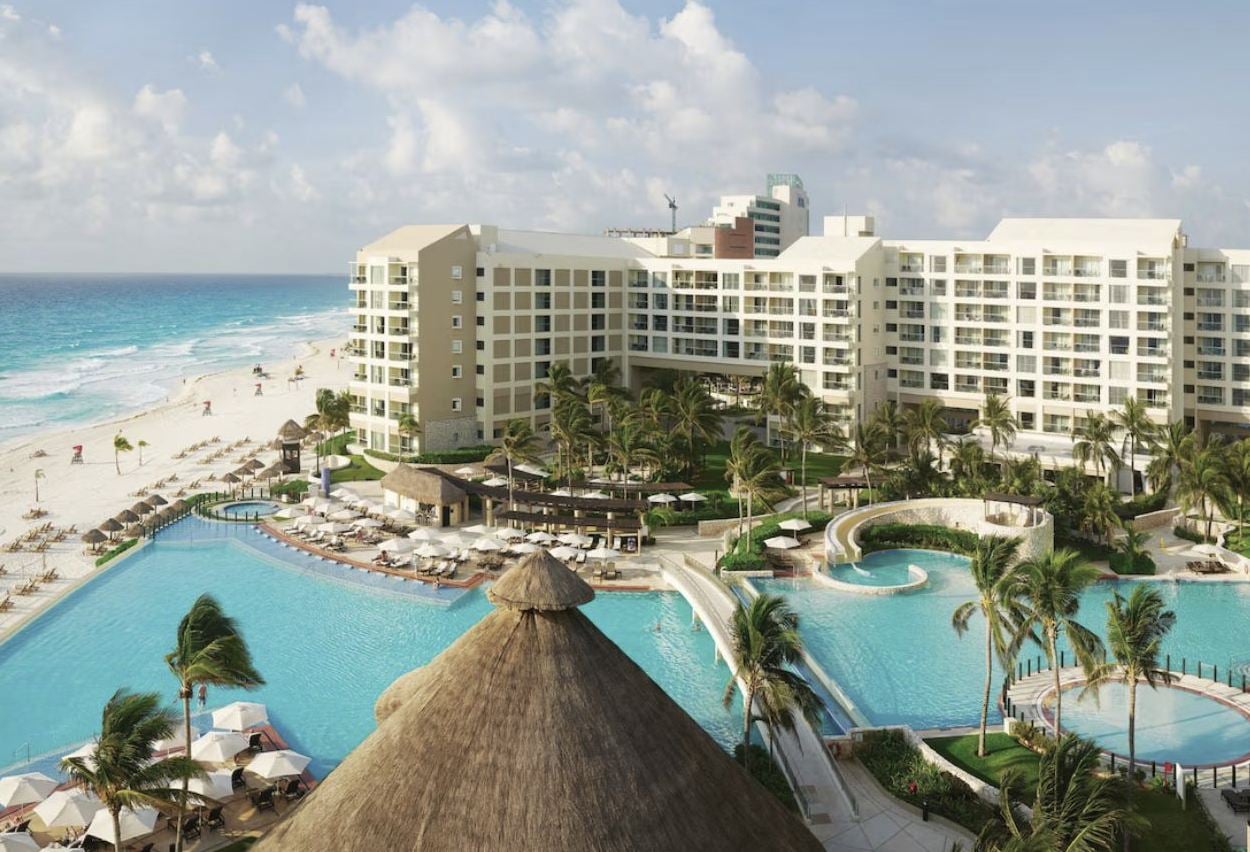 What It Really Costs For Food & Drinks At NON All-Inclusive Cancun ...