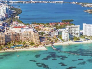 Why Most Cancun Hotels Are Sold Out & What Travelers Should Expect This Month