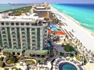 5 Things You Probably Don't Know About Cancun All-Inclusives In 2026