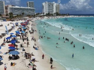 Cancun Sets New Tourism Record For Spring Break With Over 1.2 Million Visitors