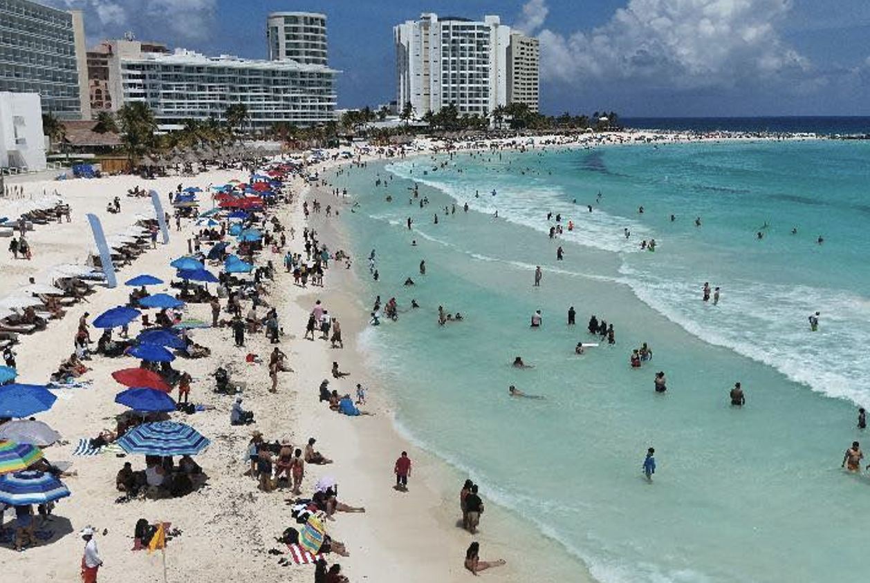 Cancun Sets New Tourism Record For Spring Break With Over 1.2 Million Visitors