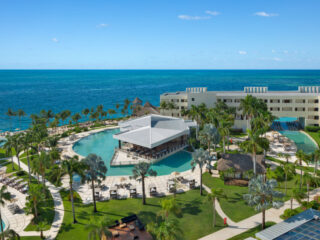 Dreams-Puerto-Morelos-Resort-Spa-Exterior-View-of-Pool-and-Ocean