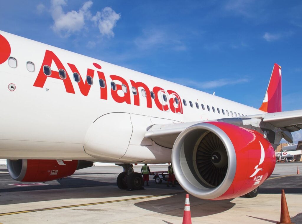 Avianca plane on tarmac in Cancun