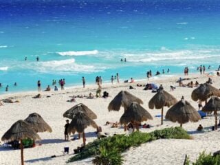 Rare 6.1 Earthquake Strikes Near Cancun Hotel Zone Resorts Evacuated