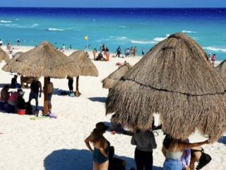 Scams Are On The Rise In Cancun These Are The Top 5 To Watch For Right Now